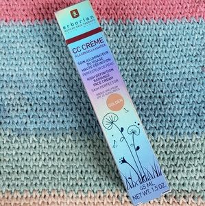 erborian cc cream -golden